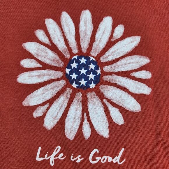 🔹️Life Is Good Faded Red Americana Daisy Vneck Short Sleeve Top Medium - Picture 7 of 11